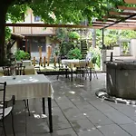 Toncevi Eco Estate 4* Branik