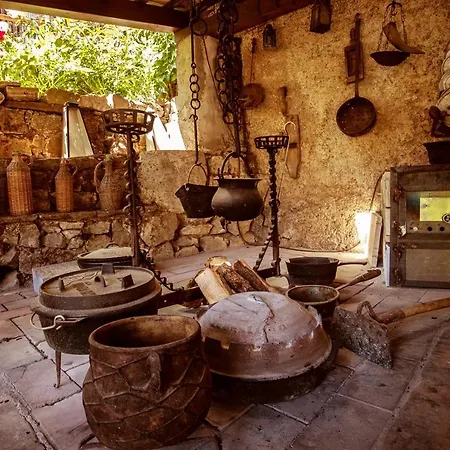 Toncevi Eco Estate 4*