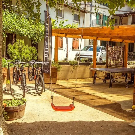 Toncevi Eco Estate 4*