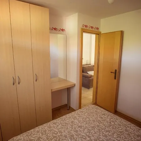 Toncevi Eco Estate 4*