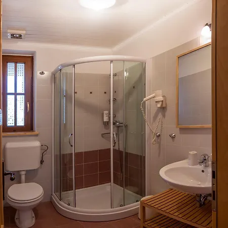 Toncevi Eco Estate Affittacamere 4*