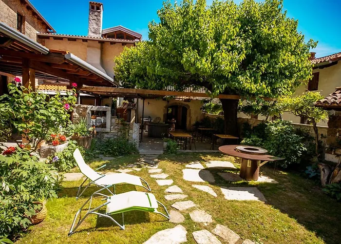 Toncevi Eco Estate 4* Branik