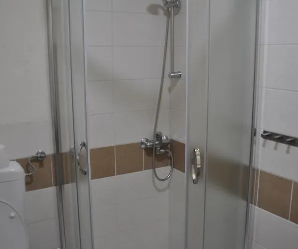 Konukevi Toncevi Eco Estate 4*