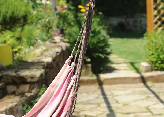 Konukevi Toncevi Eco Estate 4*