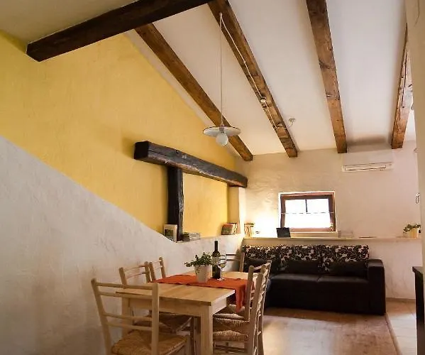 Konukevi Toncevi Eco Estate 4*